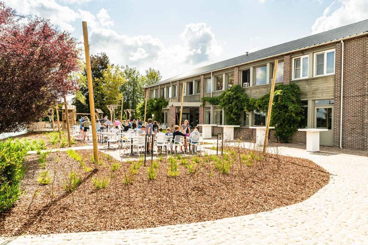 De Geestige Put Hostel Waregem Bagian luar foto
