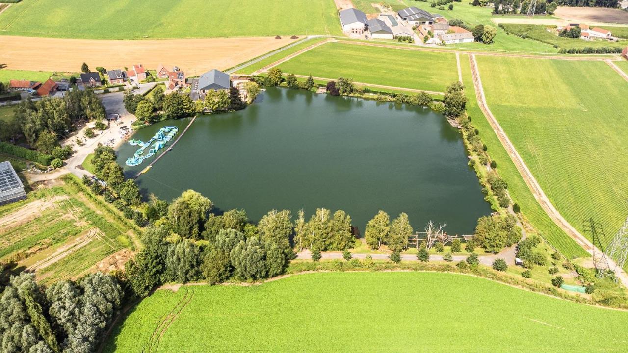 De Geestige Put Hostel Waregem Bagian luar foto